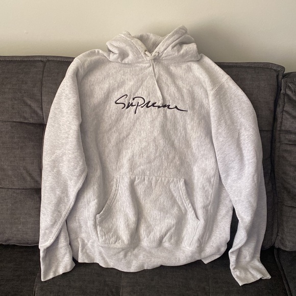 Supreme Hoodie - Picture 2 of 6